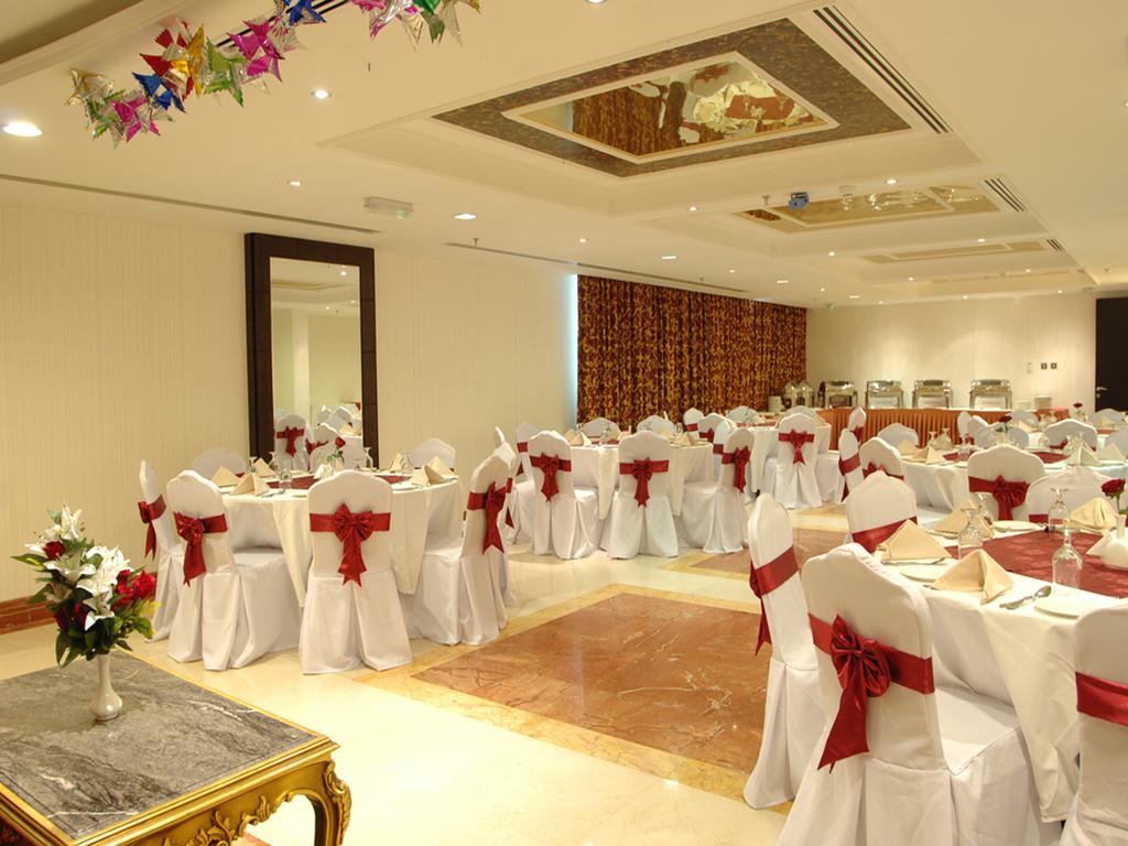 Sharjah Palace Hotel — Шарджа, Об'єднані Арабські Емірати мініатюра 22