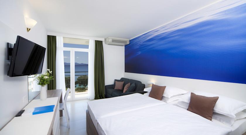 Bluesun Hotel Neptun — Тучепі, Хорватія мініатюра 8