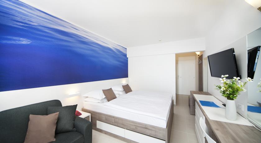 Bluesun Hotel Neptun — Тучепі, Хорватія мініатюра 9
