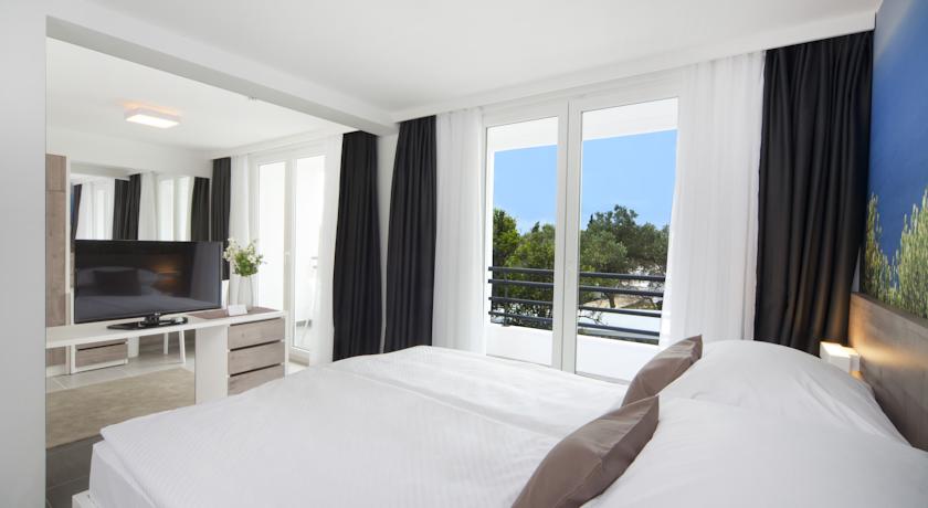 Bluesun Hotel Neptun — Тучепі, Хорватія мініатюра 31