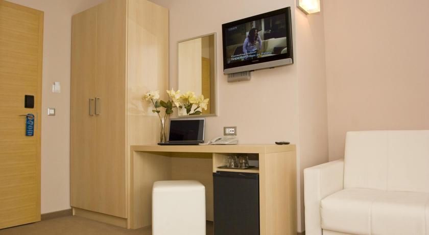 Maritimo Hotel — Макарська, Хорватія мініатюра 203