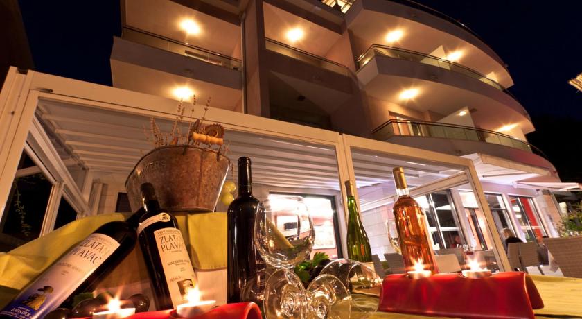 Maritimo Hotel — Макарська, Хорватія мініатюра 222