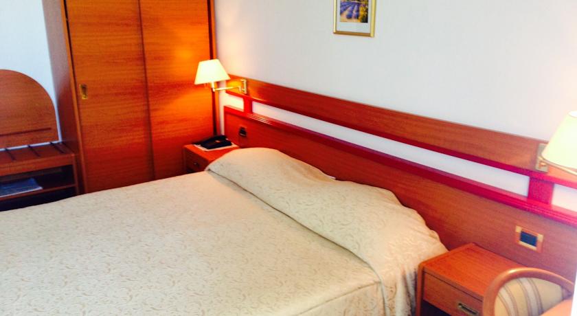 Horizont Hotel — Башка-Вода, Хорватія мініатюра 20