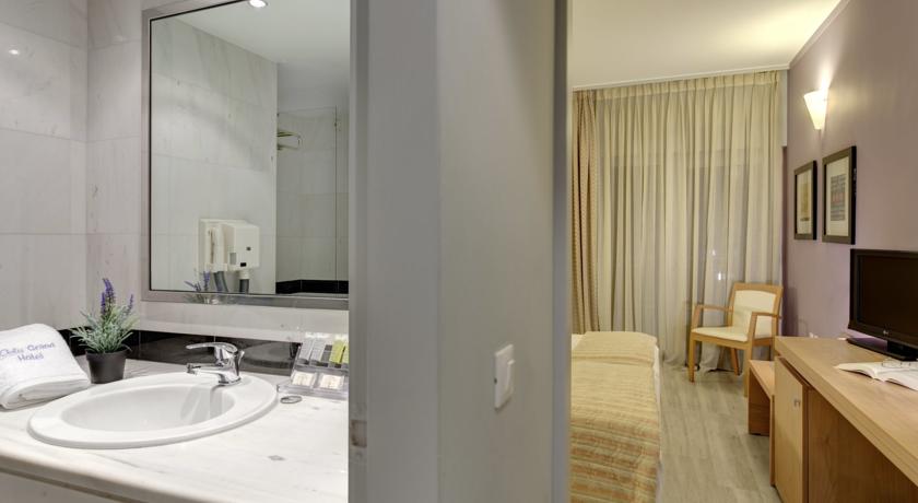 Polis Grand — Афіни, Греція мініатюра 22