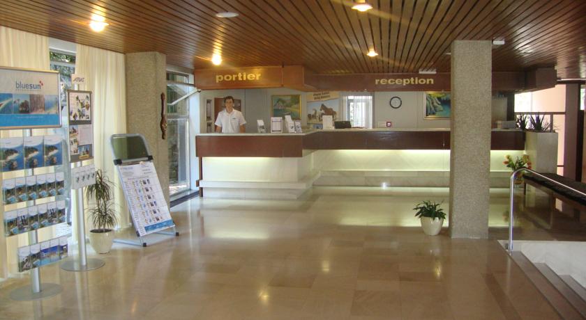 Bluesun Maestral — Брела, Хорватія мініатюра 26