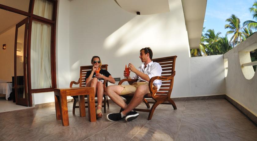 Oasey Beach Hotel — Індурува, Шрі Ланка мініатюра 28