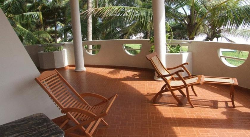 Oasey Beach Hotel — Індурува, Шрі Ланка мініатюра 29