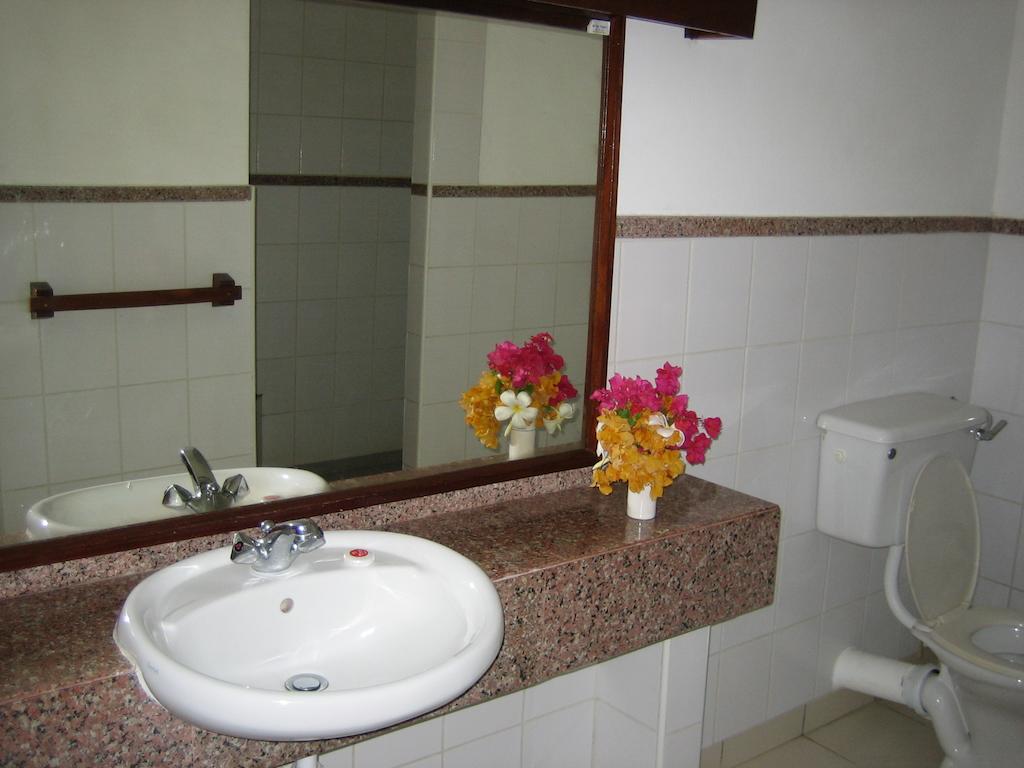 Plaza Beach Hotel — Момбаса, Кенія мініатюра 26