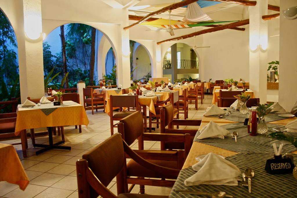 Plaza Beach Hotel — Момбаса, Кенія мініатюра 29