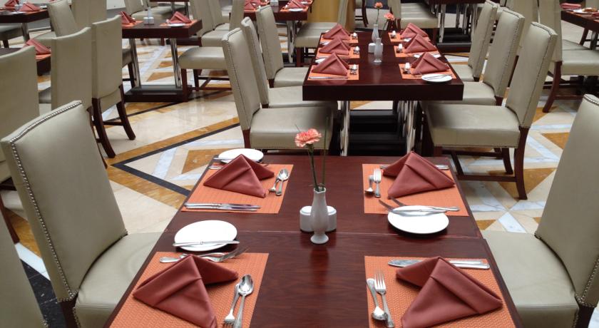 Holiday International Hotel Embassy District — Дубаї, Об'єднані Арабські Емірати мініатюра 64