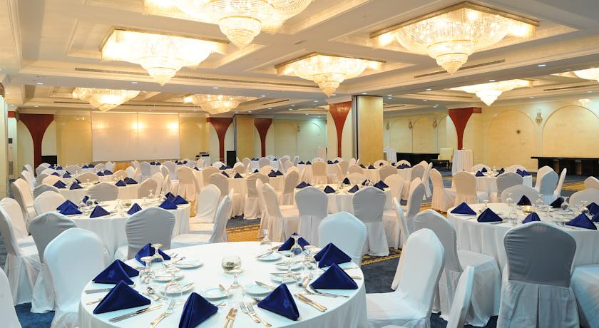 Holiday International Hotel Embassy District — Дубаї, Об'єднані Арабські Емірати мініатюра 72