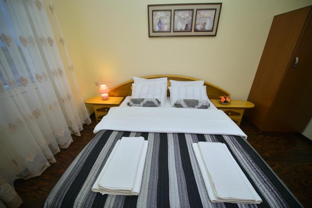 Europa hotel — Кутаїсі, Грузія мініатюра 46