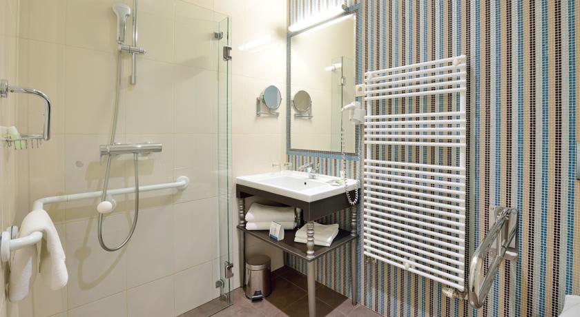 La Prima Fashion Hotel — Будапешт, Угорщина мініатюра 40