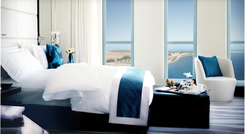 Sofitel Abu Dhabi Corniche — Абу Дабі, Об'єднані Арабські Емірати мініатюра 178