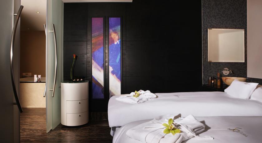 Sofitel Abu Dhabi Corniche — Абу Дабі, Об'єднані Арабські Емірати мініатюра 184
