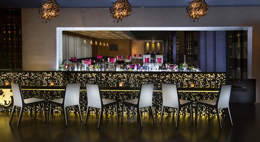 Sofitel Abu Dhabi Corniche — Абу Дабі, Об'єднані Арабські Емірати мініатюра 199