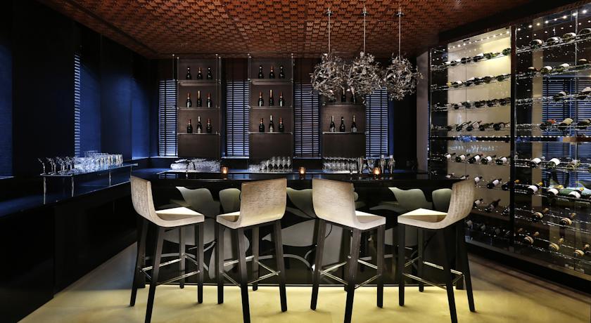 Sofitel Abu Dhabi Corniche — Абу Дабі, Об'єднані Арабські Емірати мініатюра 206