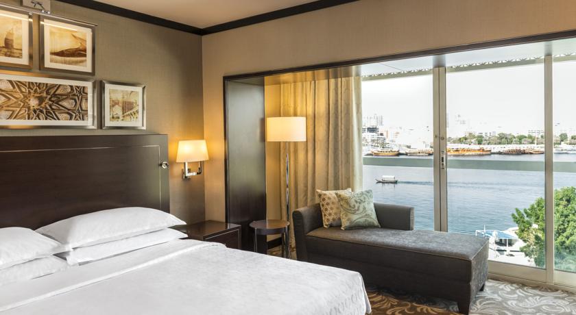 Sheraton Dubai Creek Hotel & Towers — Дубаї, Об'єднані Арабські Емірати мініатюра 109