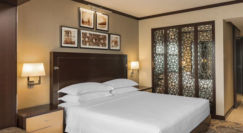 Sheraton Dubai Creek Hotel & Towers — Дубаї, Об'єднані Арабські Емірати мініатюра 117