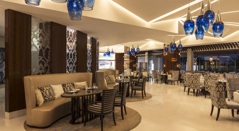 Sheraton Dubai Creek Hotel & Towers — Дубаї, Об'єднані Арабські Емірати мініатюра 126