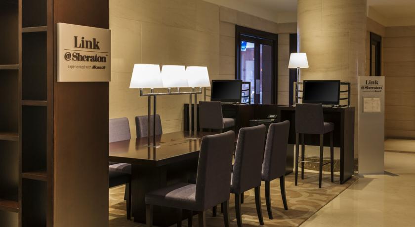 Sheraton Dubai Creek Hotel & Towers — Дубаї, Об'єднані Арабські Емірати мініатюра 130