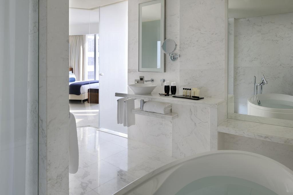 Media One Hotel — Дубаї, Об'єднані Арабські Емірати мініатюра 385