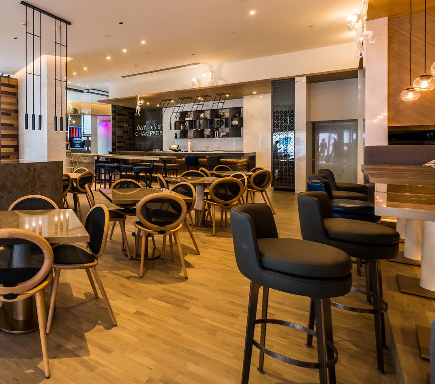 Media One Hotel — Дубаї, Об'єднані Арабські Емірати мініатюра 386