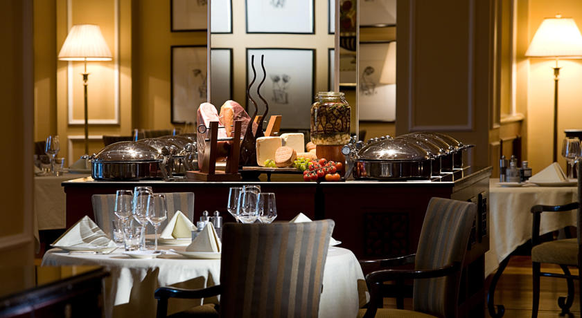 The Ritz-Carlton, Дубаї, Об'єднані Арабські Емірати мініатюра 24