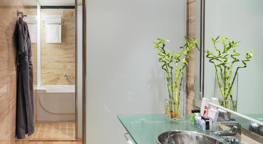 H10 Marina Barcelona — Барселона, Іспанія мініатюра 20