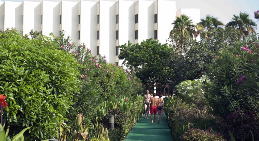 BM Beach Hotel — Рас Аль Хайма, Об'єднані Арабські Емірати мініатюра 30