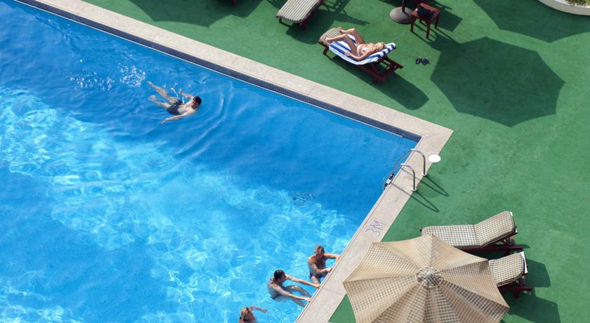 BM Beach Hotel — Рас Аль Хайма, Об'єднані Арабські Емірати мініатюра 32