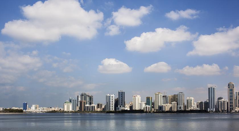 Corniche Hotel Sharjah — Шарджа, Об'єднані Арабські Емірати мініатюра 43