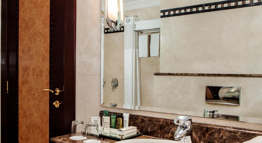 Corniche Hotel Sharjah — Шарджа, Об'єднані Арабські Емірати мініатюра 53
