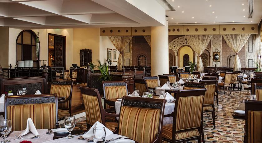 Corniche Hotel Sharjah — Шарджа, Об'єднані Арабські Емірати мініатюра 56
