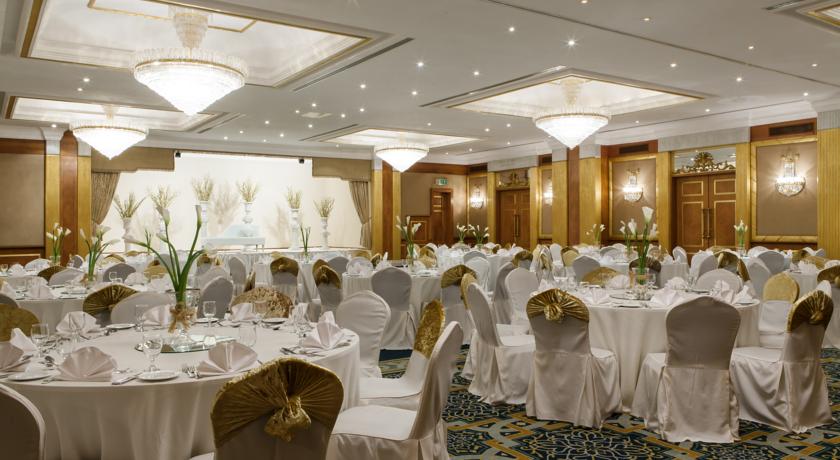 Corniche Hotel Sharjah — Шарджа, Об'єднані Арабські Емірати мініатюра 61