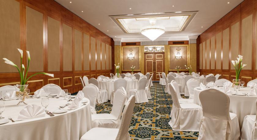 Corniche Hotel Sharjah — Шарджа, Об'єднані Арабські Емірати мініатюра 62