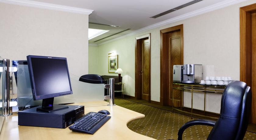 Corniche Hotel Sharjah — Шарджа, Об'єднані Арабські Емірати мініатюра 66