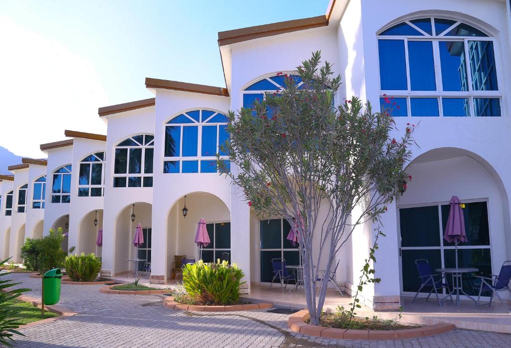 Sandy Beach Hotel & Resort — Фуджейра, Об'єднані Арабські Емірати мініатюра 48