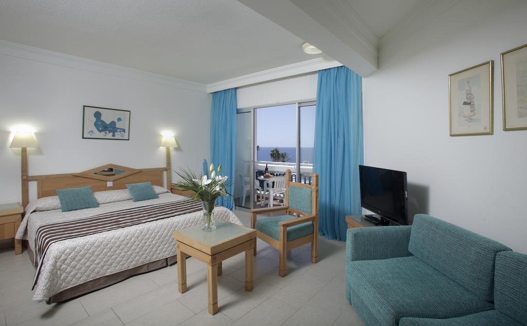 Leonardo Plaza Cypria Maris Beach Hotel & Spa, Пафос, Кіпр мініатюра 20