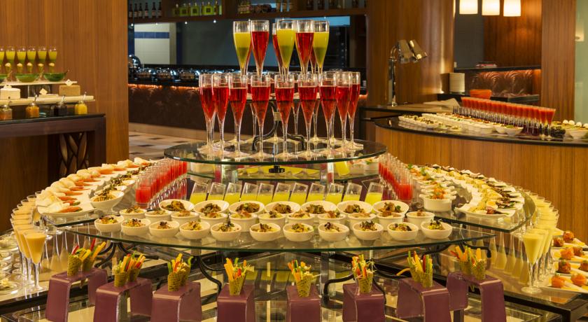 Sofitel Dubai Jumeirah Beach — Дубаї, Об'єднані Арабські Емірати мініатюра 143