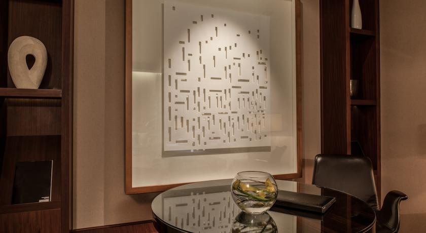 Intercontinental Dubai Festival City — Дубаї, Об'єднані Арабські Емірати мініатюра 171
