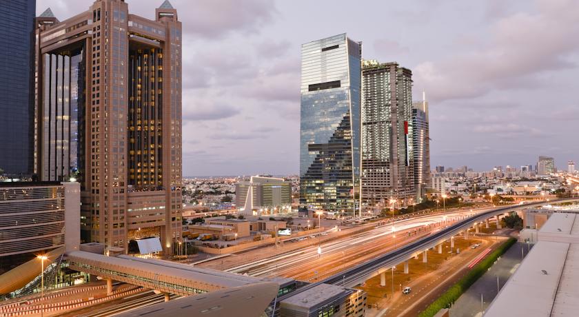 Fairmont Dubai — Дубаї, Об'єднані Арабські Емірати мініатюра 166
