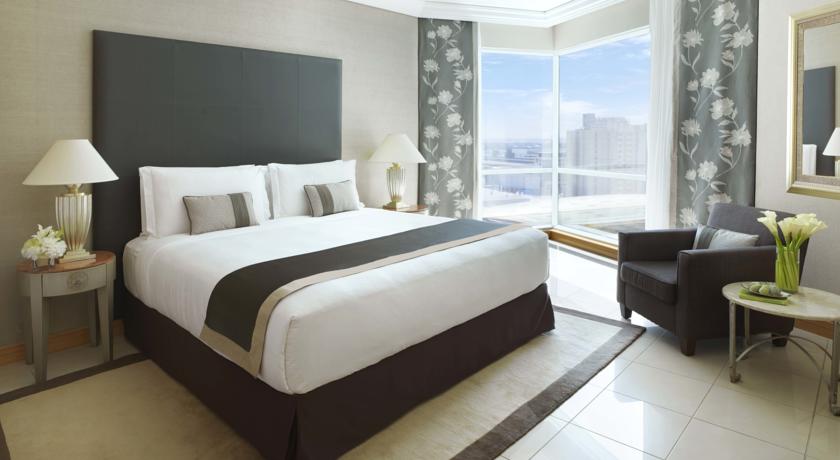 Fairmont Dubai — Дубаї, Об'єднані Арабські Емірати мініатюра 182