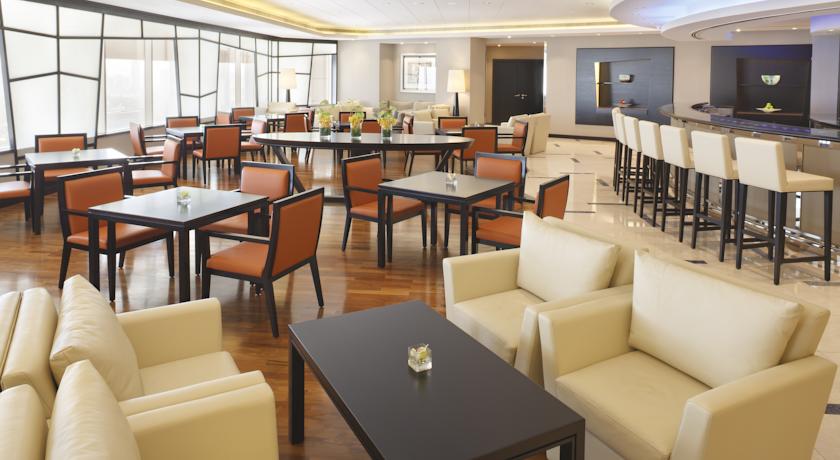 Fairmont Dubai — Дубаї, Об'єднані Арабські Емірати мініатюра 190