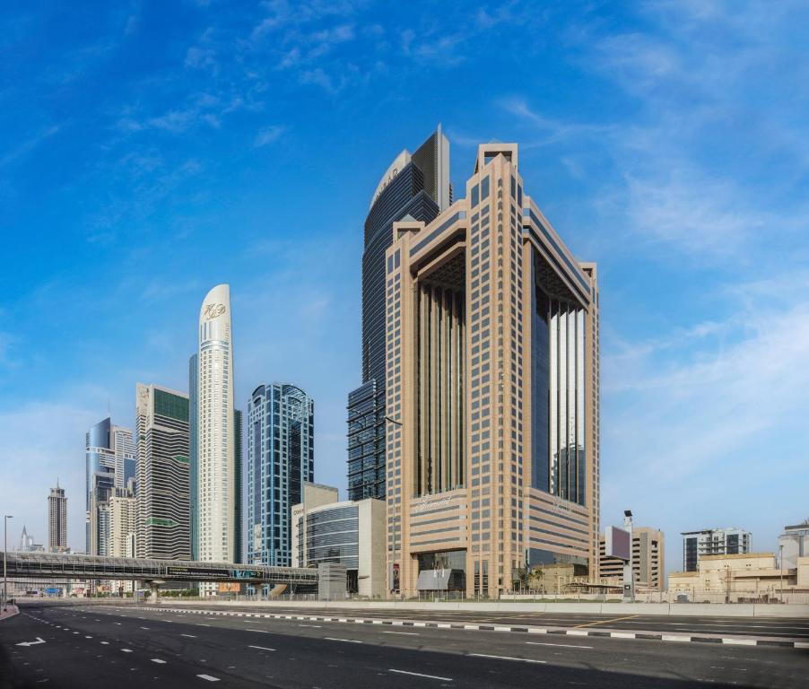 Fairmont Dubai — Дубаї, Об'єднані Арабські Емірати мініатюра 205
