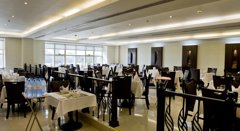 Carlton Tower Hotel — Дубаї, Об'єднані Арабські Емірати мініатюра 36