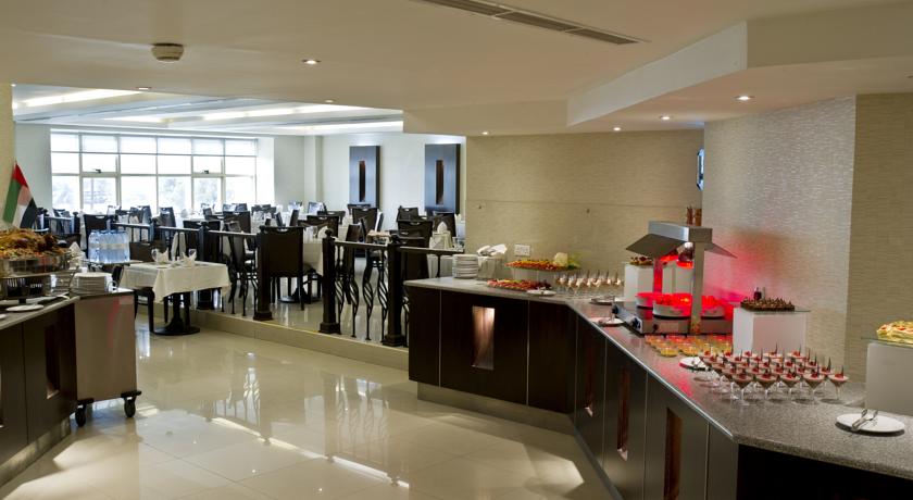 Carlton Tower Hotel — Дубаї, Об'єднані Арабські Емірати мініатюра 39