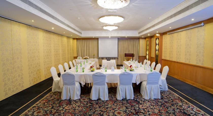 Carlton Tower Hotel — Дубаї, Об'єднані Арабські Емірати мініатюра 45