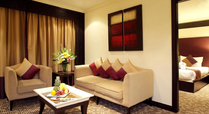 Carlton Tower Hotel — Дубаї, Об'єднані Арабські Емірати мініатюра 51