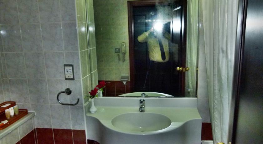 Mayfair Hotel — Дубаї, Об'єднані Арабські Емірати мініатюра 11